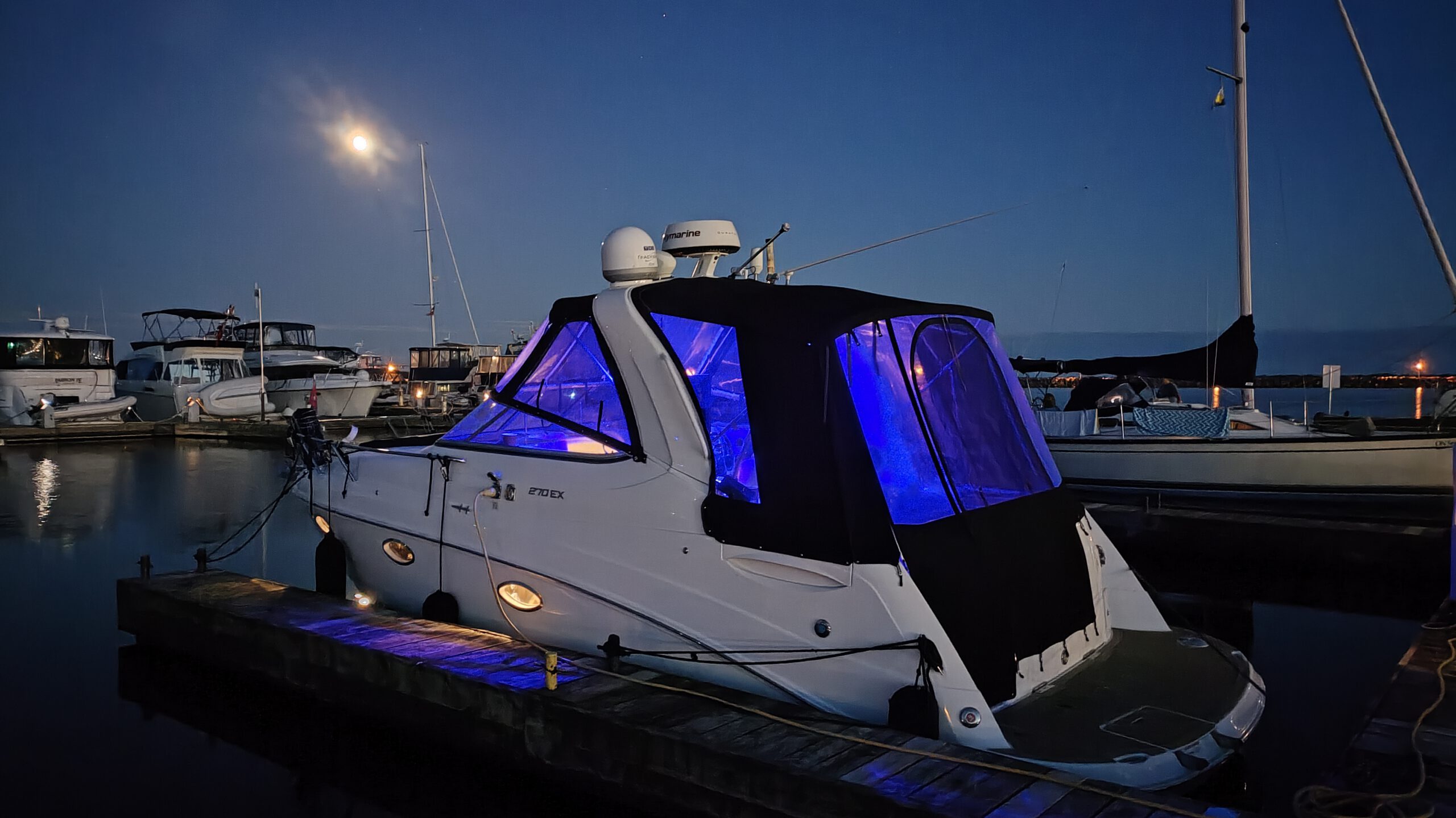 Rinker 270 EX 2018