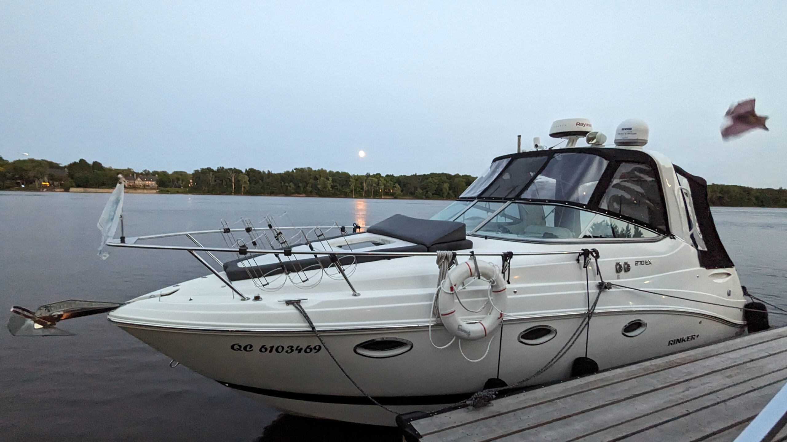 Rinker 270 EX 2018