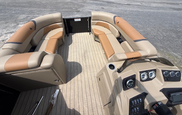 Legend Eserie 23 Lounge Sport Pro 2023 Black Edition