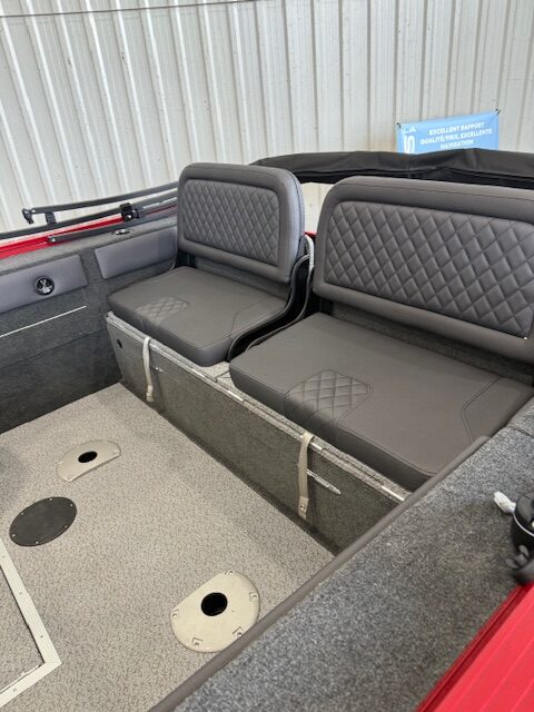 Legend 18 XT Black Chilli Pepper Red 2026
