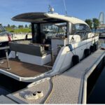 Sealine C330 2018